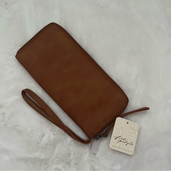 Free People Handbags - NWT Free People Brown Wristlet Wallet